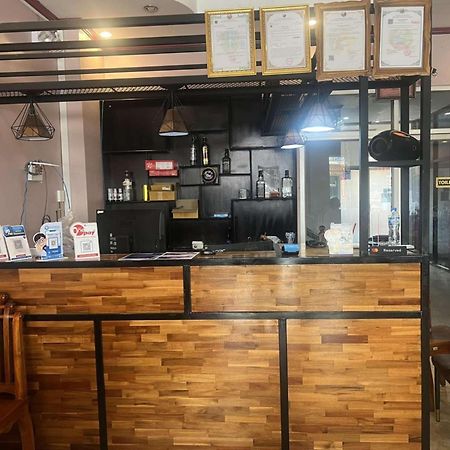 Jasmine Hostel & Guesthouse Pakse Exterior photo